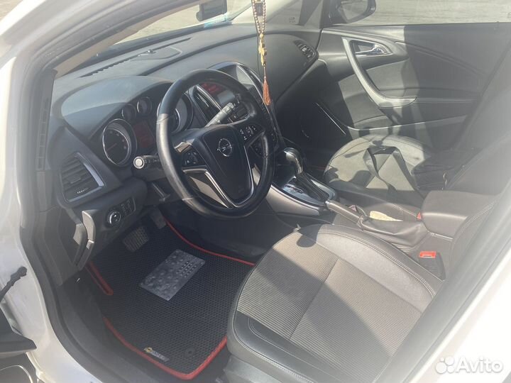 Opel Astra 1.4 AT, 2011, 215 000 км