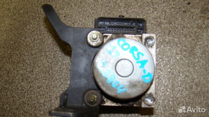 Блок ABS (насос) Opel Corsa D