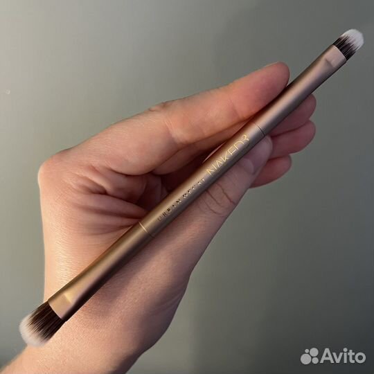 Кисть для глаз Urban Decay Naked 3