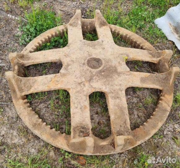 Колесо от конного привода 1934 г