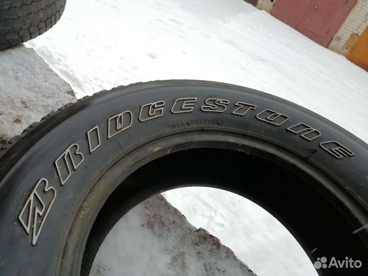 Bridgestone Dueler H/T 275/65 R17 115T