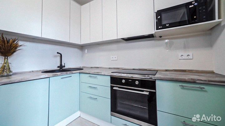 Кухня на заказ угловая кухонный гарнитур