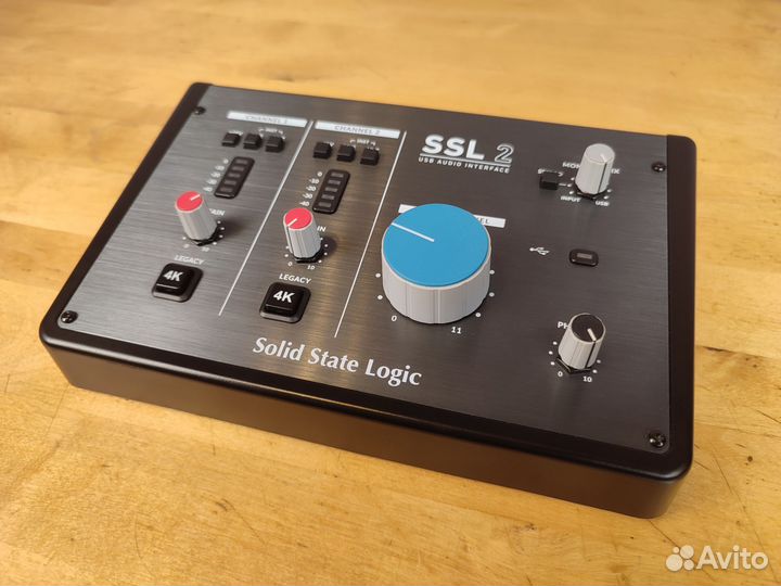 Звуковая карта Solid State Logic SSL 2
