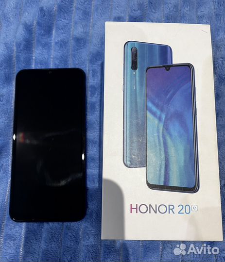 HONOR 20e, 4/64 ГБ