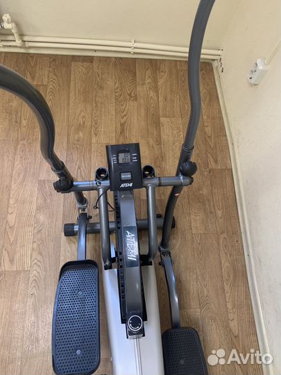 Эллиптический тренажер atemi