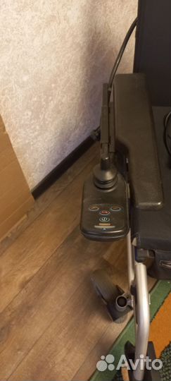 Инвалидная коляска с электроприводом бу