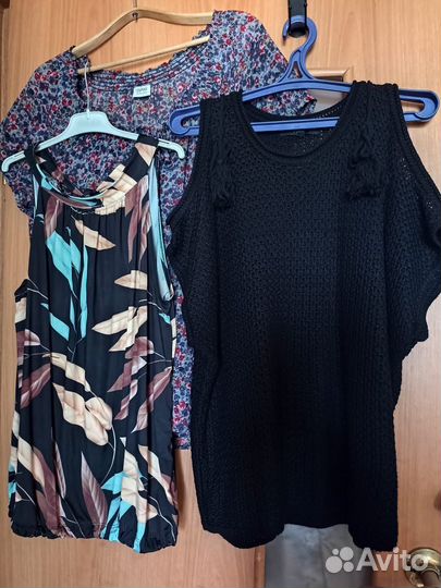 Отдам пакетом женские вещи