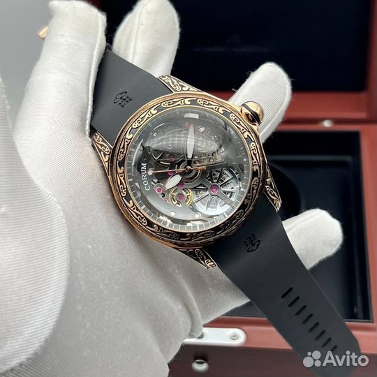 Часы Corum Bubble