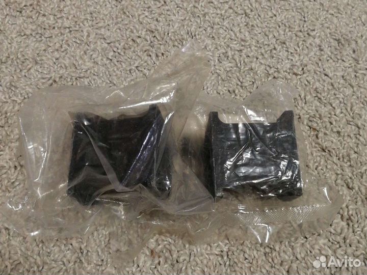 Втулки стабилизатора переднии для Lacetti