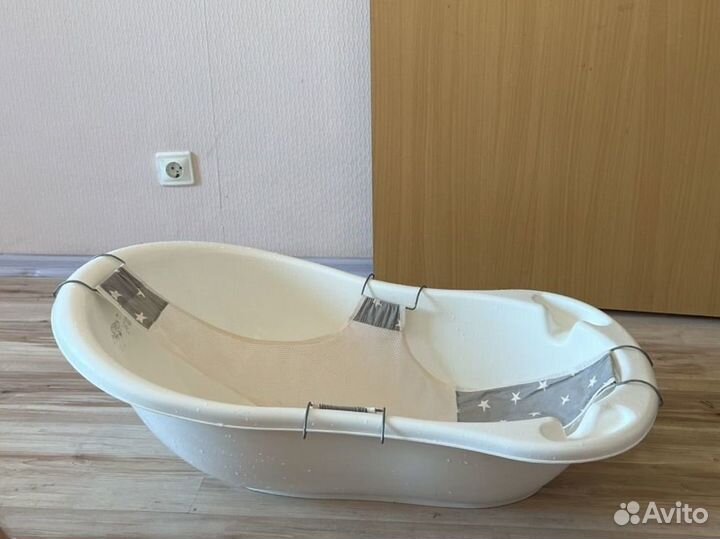 Ванночка для купания новорожденного