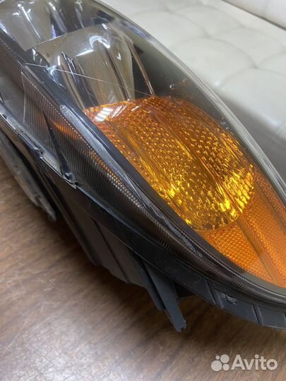 Фара левая ксенон Kia Sorento 2 XM 09-12г