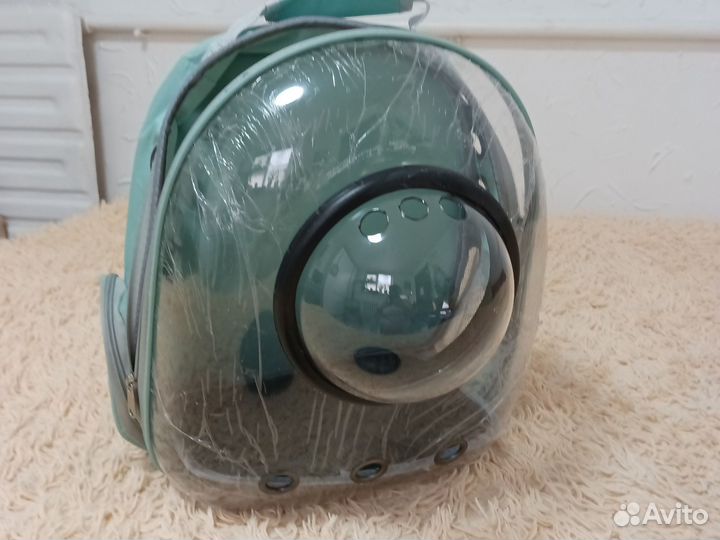 Переноска для кошек и маленьких собак