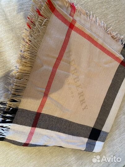 Палантин, платок, шаль burberry (оригинал)