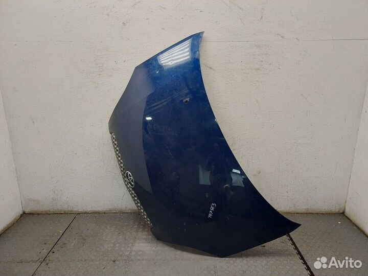 Капот Toyota Yaris, 2004