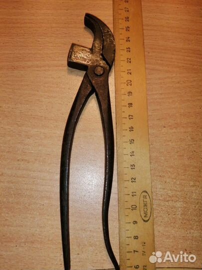 Сапожные пассатижи с клеймом