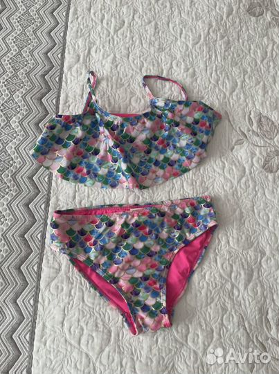 Купальник для девочки новый 146 см