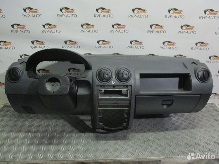 Торпедо Renault Logan 2005-2014