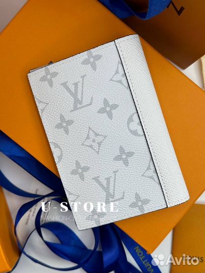 Обложка на паспорт Louis Vuitton Slender Taigarame