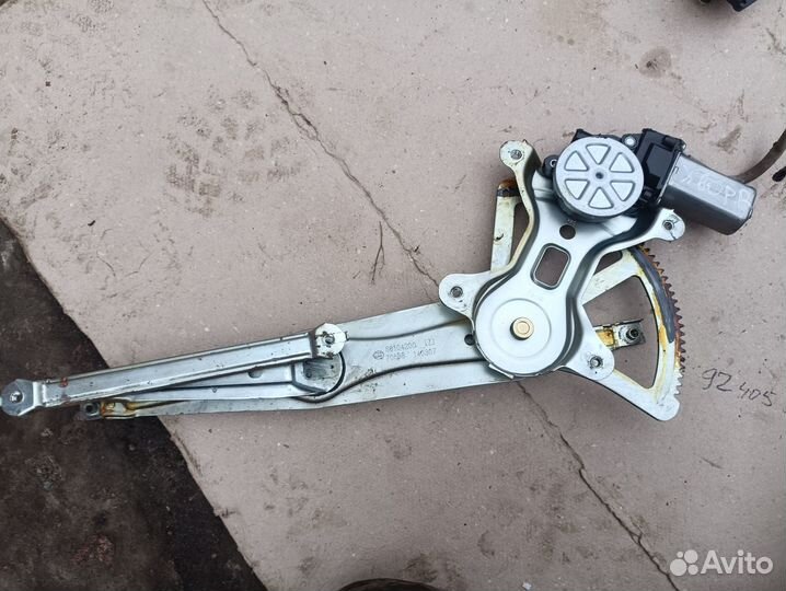 Стеклоподъёмник передней правой двери Lifan X60