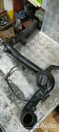 Патрубок интеркулера volkswagen jetta 5