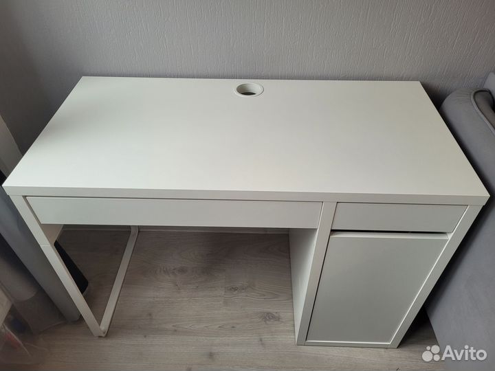 Стол IKEA Micke Микке