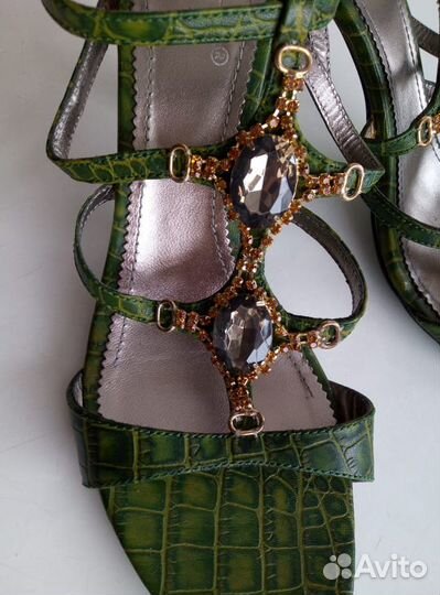 Босоножки винтажные fariti