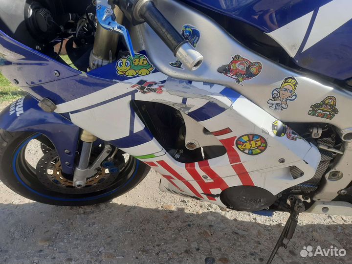 Yamaha r1