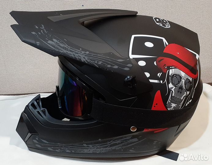 Мотошлем (Новый)