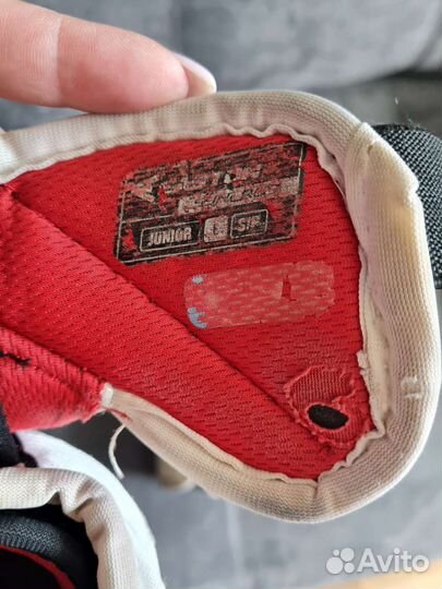 Налокотники хоккейные easton jnr