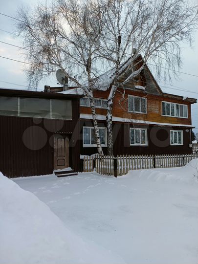 Дом 226,7 м² на участке 9 сот.