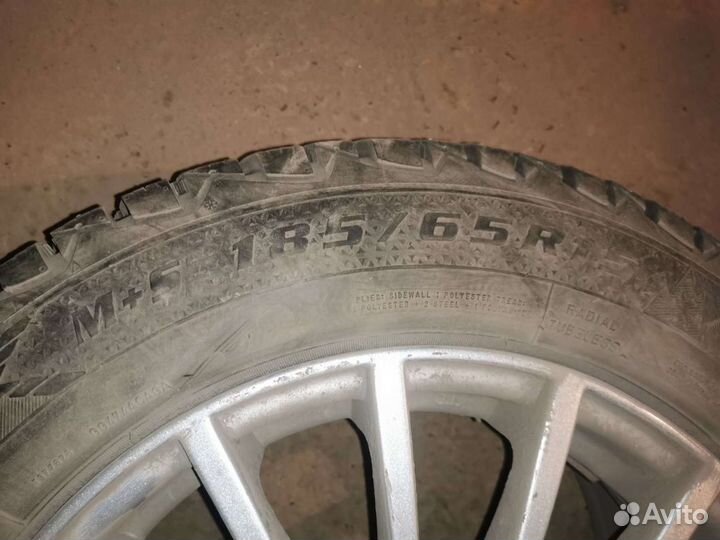 Goodyear Ultragrip 600 185/65 R15