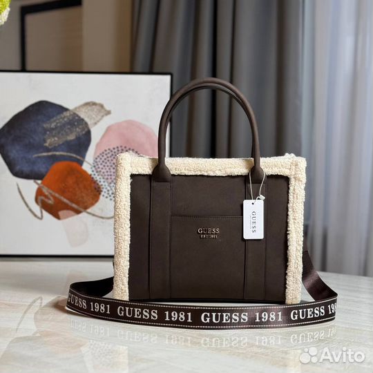 Сумка женская Guess с мехом