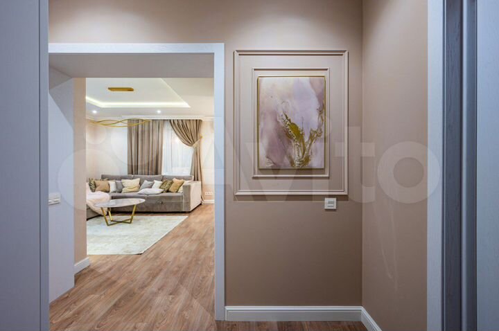 Коттедж 250 м² на участке 6 сот.