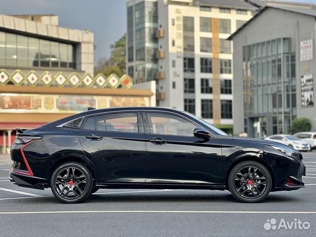 Dongfeng Aeolus Yixuan Max 1.5 AMT, 2021, 35 000 км