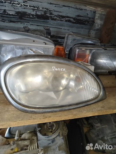 Передняя правая фара газ 31105