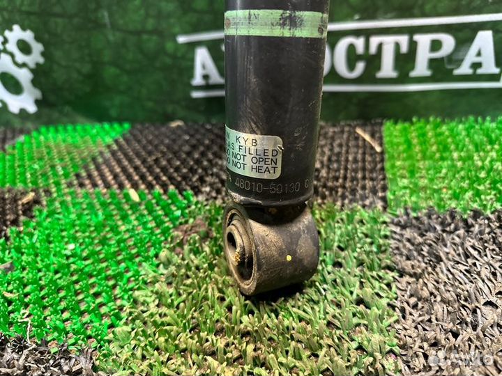 Амортизатор передний Lexus Ls430 2000-2006