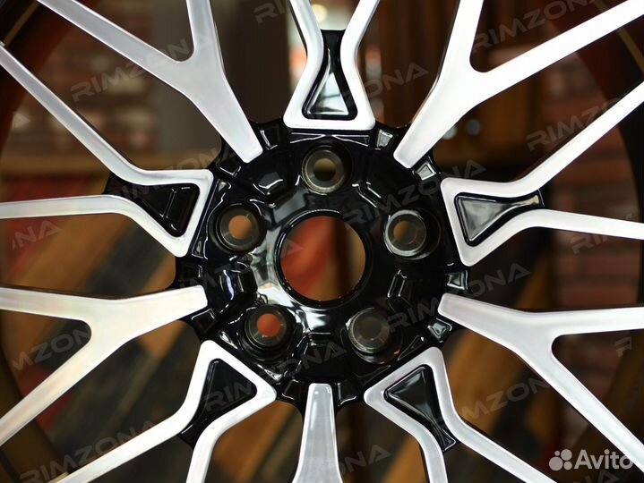 Литые диски 818 Style R19 для BMW