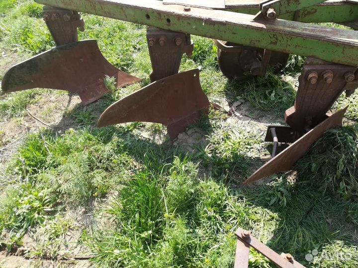 Плуг Одесссельмаш 3-5 корп. (ПМУ), 1995