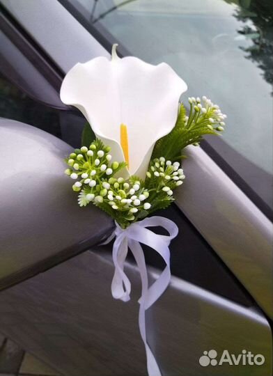 Свадебное украшение для автомобиля