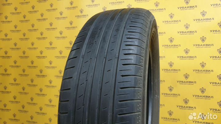 Yokohama BluEarth AE50 SUV 215/65 R17 99V