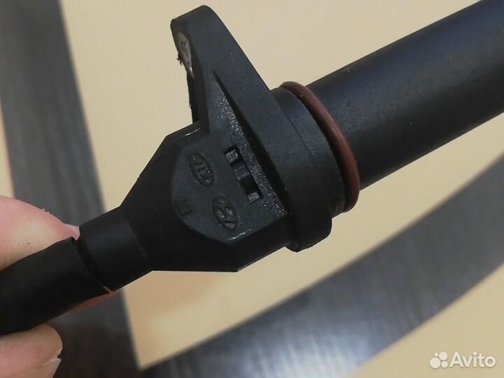 Датчик положения коленчатого вала дпкв