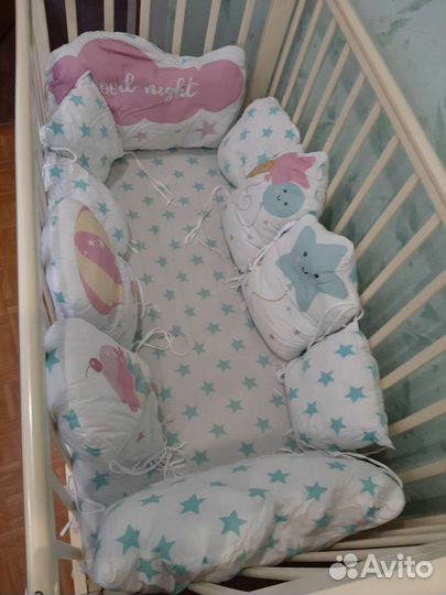 Детская кроватка с поперечным маятником