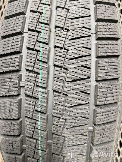 Kapsen SnowShoes AW33 315/35 R20 83U