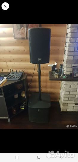 Стойки для акустических колонок