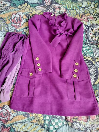 Платье нарядное и колготки на выпускной 122 128