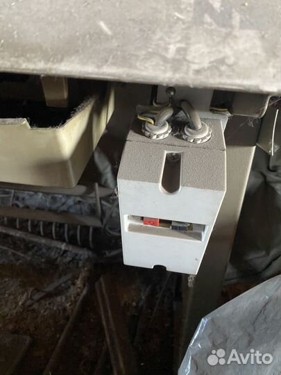 Швейная машинка бу электрическая