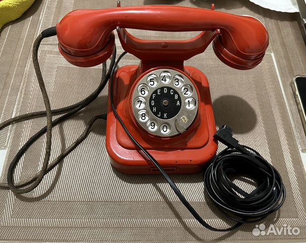 Телефон немецкий, 1984 год