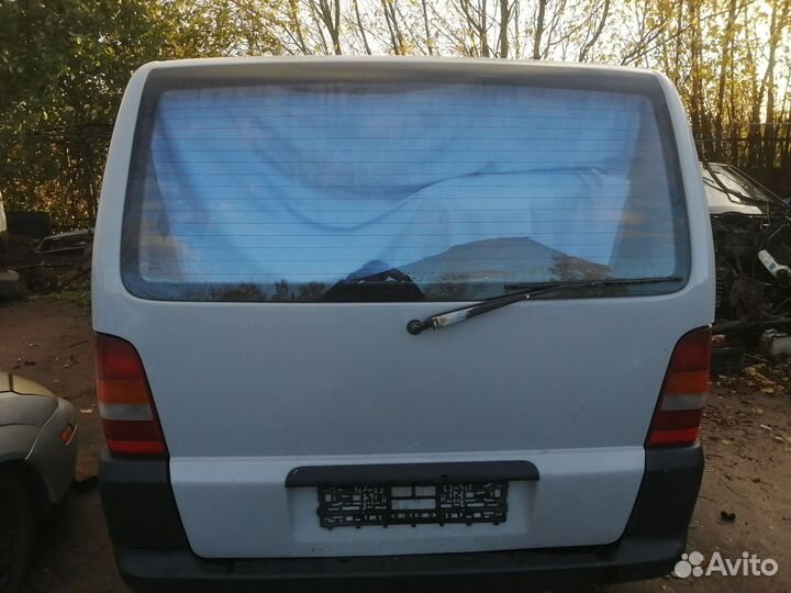 Крышка багажника mercedes vito w638