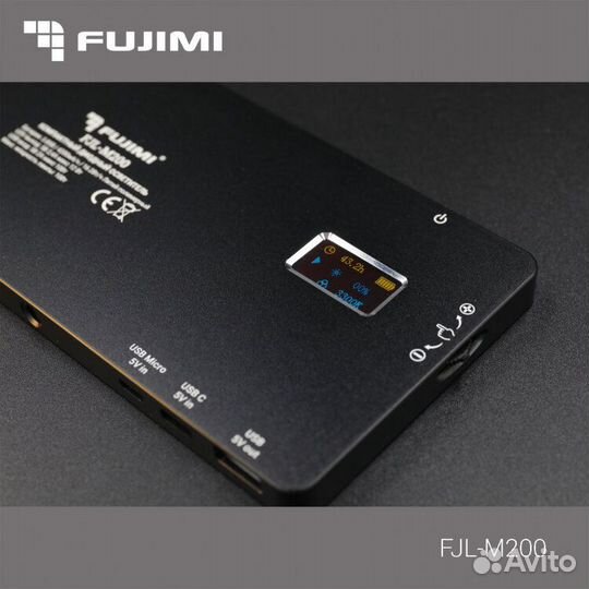 Fujimi FJL-M200 Компактный светодиодный осветитель