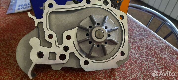 Помпа renault logan